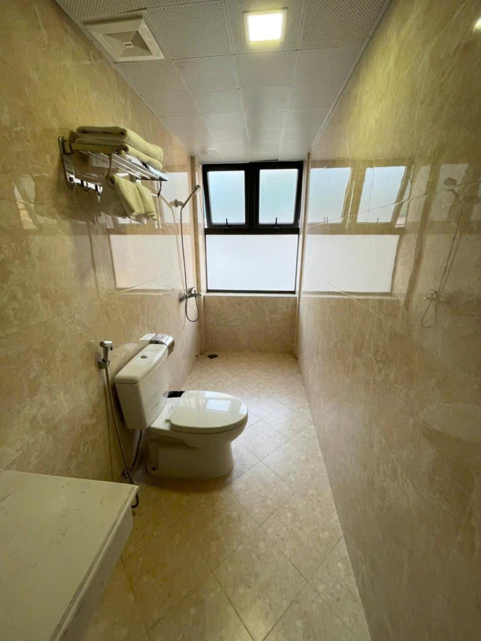New Sun Hotel ها لونغ المظهر الخارجي الصورة