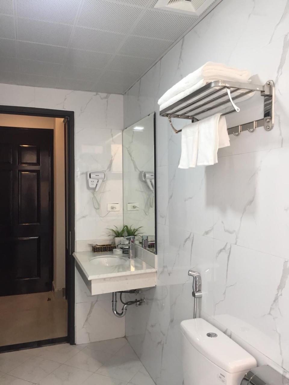 New Sun Hotel ها لونغ المظهر الخارجي الصورة